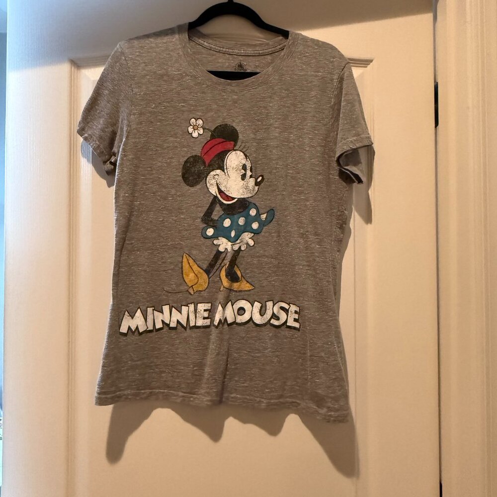 Disney | Distressed Minnie Mouse T-shirt | Heather Grey | Size: XL